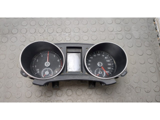 Панель приборов Volkswagen Golf 6 2009-2012