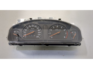 Панель приборов Mitsubishi Galant 1997-2003 MR308819