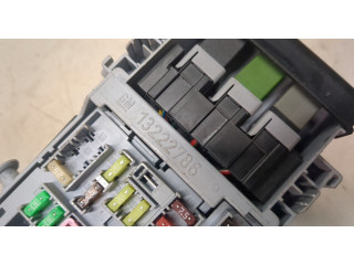 Блок предохранителей  Chevrolet Orlando 2011-2015          1.8