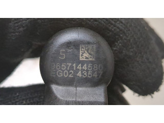 Форсунка топливная  Citroen Jumpy (Dispatch) 2007-2016    9657144580     