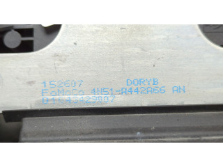 Замок багажника  Volvo V50 2004-2012       