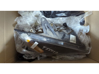 Фара передняя Ford Focus 2 2005-2008 правая