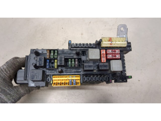 Блок реле  Mercedes C W204 2007-2013         