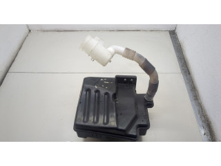 Бачок омывателя  Volkswagen Golf 5 2003-2009    