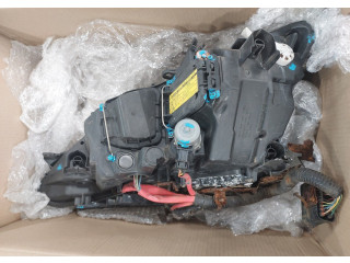 Фара передняя Lexus IS 2005-2013 правая