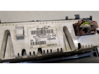 Дисплей бортового компьютера  Peugeot 407 9657882780       
