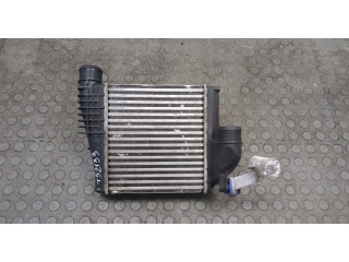 Интеркулер  Citroen C4 Picasso 2013-2018       