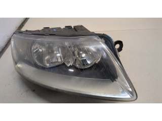 Фара передняя  Audi A6 (C6) 2004-2011 правая 