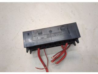 Блок предохранителей Volkswagen Crafter 2006-2016 0025450901