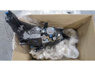 Фара передняя Mitsubishi Eclipse Cross 2017-2020 левая