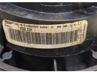 Моторчик печки Dacia Sandero 2012- 272102798R 272102798R