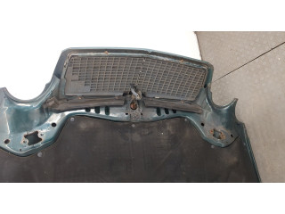 Решетка радиатора Mercedes E W210 1995-2002