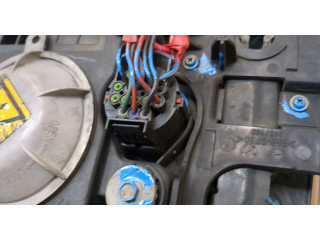 Фара передняя  Land Rover Discovery 3 2004-2009 левая 