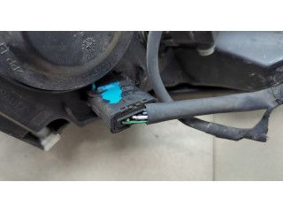 Фара передняя  Renault Scenic 2009-2012 левая 