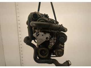 Форсунка топливная  Volkswagen Passat 6 2005-2010         