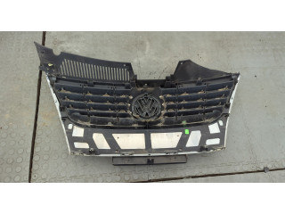 Решетка радиатора Volkswagen Passat 6 2005-2010 3C0853651E, PWF