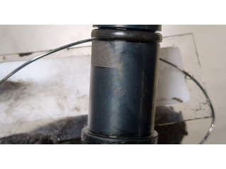 Форсунка топливная Mitsubishi Pajero / Montero 2000-2006