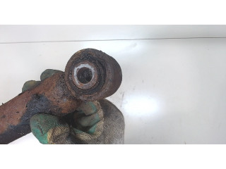 Стойка амортизатора Mitsubishi Pajero / Montero 2000-2006 MR554292, MR554261 3.2 дизель