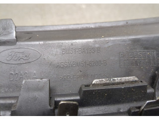 Решетка радиатора  Ford Focus 3 2011-2015          