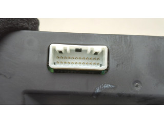 Дисплей бортового компьютера Nissan Almera N16 2000-2006