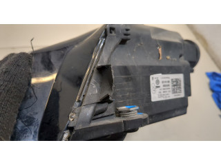 Фара передняя  Volkswagen Golf 7 2012-2020 правая 