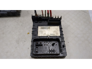 Блок предохранителей Volkswagen Caddy 2004-2015