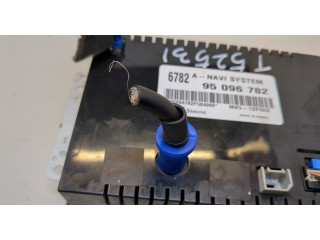 Дисплей бортового компьютера  Chevrolet Captiva 2011-2016 95096782       