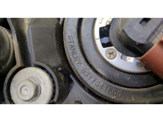 Фара передняя Toyota RAV 4 2015-2019 левая