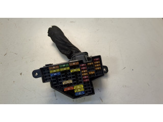 Блок предохранителей  Volkswagen Passat 6 2005-2010         