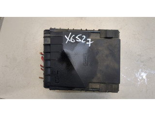 Блок предохранителей  Volkswagen Passat 7 2010-2015 Европа         