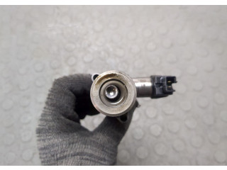 Форсунка топливная  Volkswagen Passat 6 2005-2010    03G130073S     