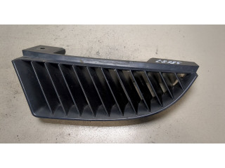 Решетка радиатора Mitsubishi Colt 2004-2008