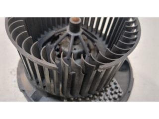 Моторчик печки Skoda Yeti 2009-2014 1K2820015G 1K2820015G