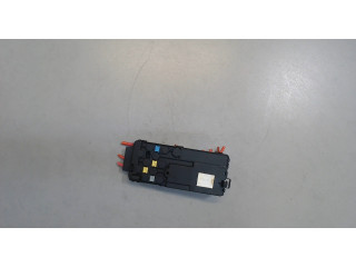 Блок предохранителей  Mercedes ML W164 2005-2011      013948411     3.5