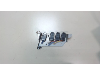 Блок реле Ford Ranger 2006-2012 2.5