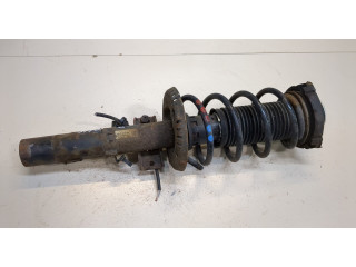 Стойка амортизатора Skoda Fabia 2004-2007 6q0413031bh 1.4 бензин
