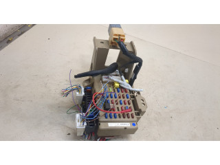 Блок предохранителей  Subaru Forester 2013-      82201FJ100   