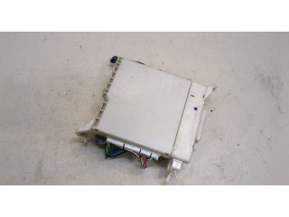 Блок предохранителей Lexus GS 2005-2012 8273030631