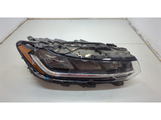 Фара передняя  Volkswagen Jetta 7 2018-2025 правая 