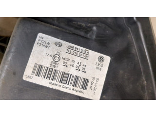 Фара передняя  Volkswagen Caddy 2004-2015 левая 