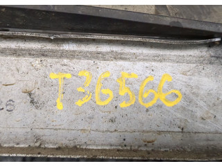 Интеркулер  Ford Galaxy 2000-2006 1.9  1212577, 3M219L440AA    