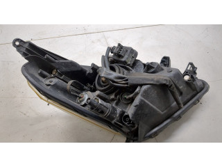 Фара передняя  Toyota Urban Cruiser левая 