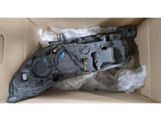 Фара передняя Citroen C5 2008-2017 правая