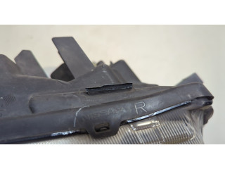 Фара передняя Nissan Pathfinder 2004-2014 правая