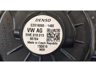 Моторчик печки Skoda Octavia (A7) 2017-2021