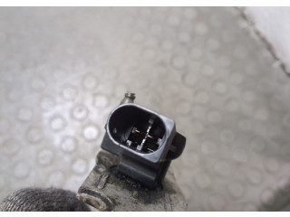 Форсунка топливная  Volkswagen Passat CC 2008-2012    0445116030     