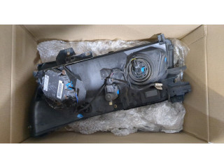 Фара передняя  Infiniti QX56 2004-2010 правая 