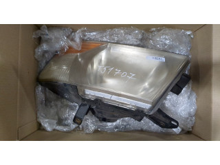 Фара передняя Mitsubishi Pajero / Montero 2000-2006 левая