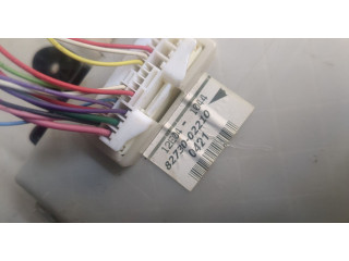 Блок предохранителей Toyota Corolla E15 2006-2013 8273002210