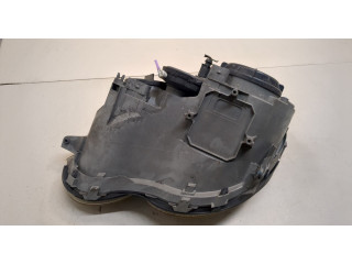 Фара передняя Mercedes C W203 2000-2008 правая